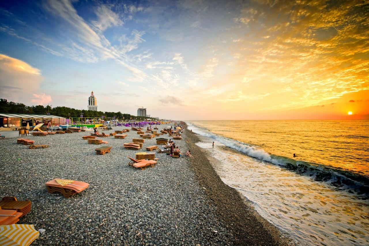 Orbi City Sea View Batumi Exterior foto